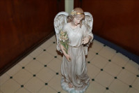 Sale Image for Living Estate Auction