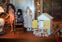 Sale Image for Marilyn's Antiques