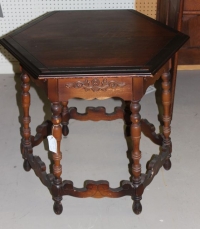 Sale Image for Super Antique Auction Online