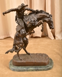 Sale Image for Fine Antiques & Amazing Collectibles Auction