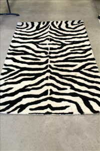 Sale Image for Large Public Auction