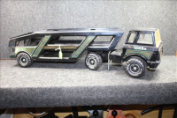 Sale Image for Large Public Auction