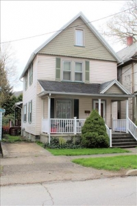 Sale Image for Absolute Real Estate & Contents Auction