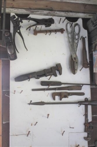 Sale Image for Primitives, Antiques, Collectibles & Tool Auction