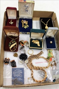 Sale Image for Large Public Auction