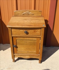 Sale Image for Large Public Auction