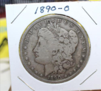 Sale Image for Large Public Auction