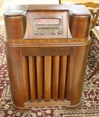 Sale Image for Super Antique Auction Online