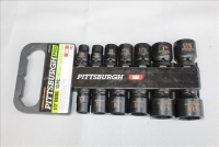 Sale Image for Large Public Auction