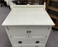 Sale Image for March Online Auction 2024