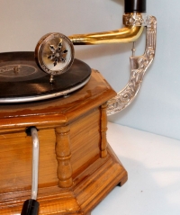 Sale Image for Annual January New Year Antique Auction