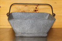 Sale Image for Large Public Auction