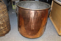 Sale Image for Large Public Auction