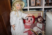 Sale Image for Marilyn's Antiques