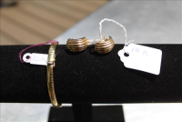 Sale Image for Real Estate &amp; Contents