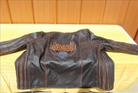 Sale Image for Large Public Auction