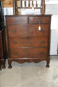 Sale Image for Large Public Auction