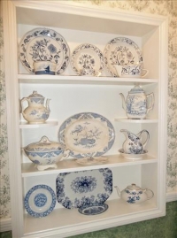 Sale Image for Large Moving Auction