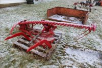 Sale Image for Large Estate Auction