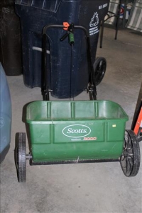 Sale Image for Moving Auction