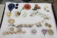 Sale Image for Large Public Auction