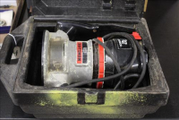 Sale Image for Large Public Auction