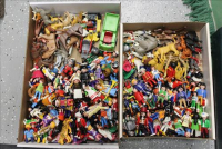 Sale Image for Large Public Auction