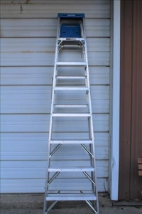 Sale Image for Large Public Auction - Real Estate & Contents