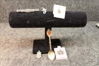 Sale Image for Large Public Auction