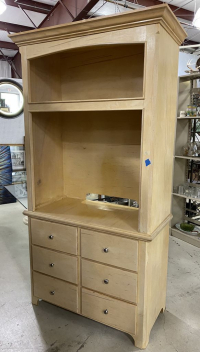 Sale Image for Estates Smalls Online Auction 1