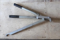 Sale Image for Large Public Auction