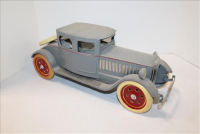 Sale Image for Large Public Auction