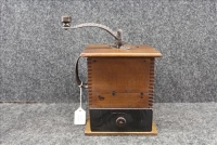 Sale Image for Large Public Auction