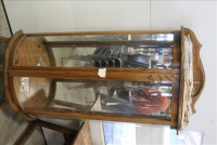 Sale Image for Large Public Auction