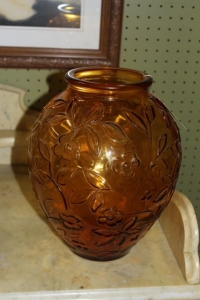 Sale Image for Super Antique Auction Online