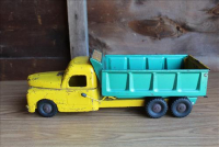 Sale Image for Downsizing Auction- Barntique