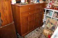 Sale Image for Marilyn's Antiques