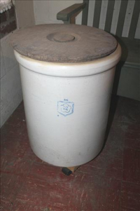 Sale Image for Online Estate Auction