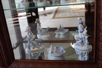 Sale Image for Large Public Auction