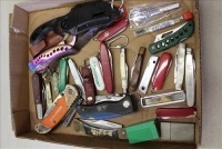 Sale Image for Large Public Auction