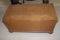 Sale Image for Super Antique Auction Online