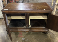 Sale Image for 6th Estates Merchandise Online Auction 2023