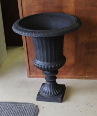 Sale Image for Super Antique Auction Online