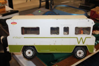 Sale Image for Large Public Auction