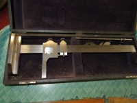 Sale Image for BOX LOTS, QUALITY TOOLS, LONGABERGER BASKETS, TABLE LOTS