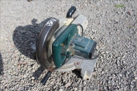 Sale Image for Large Public Auction