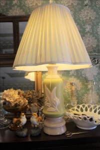 Sale Image for Marilyn's Antiques