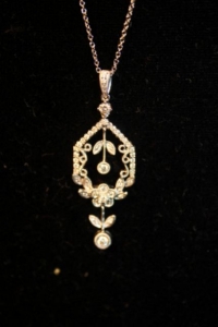 Sale Image for Christmas Jewelry Auction