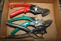 Sale Image for Living Estate Tool Auction