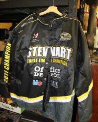 Sale Image for Large Public Auction